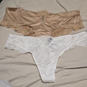 Victoria's Secret Lace-Trim Bikini Briefs - White & Beige